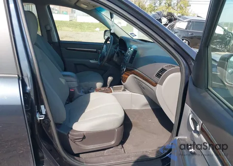 2011 Hyundai Santa Fe Gls from USA, damaged, VIN 5XYZG3AB4BG069193